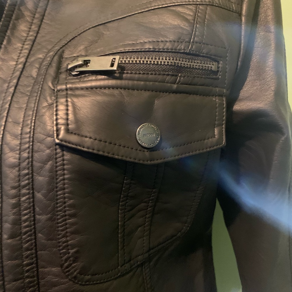 Jacket - Picture 3 of 8